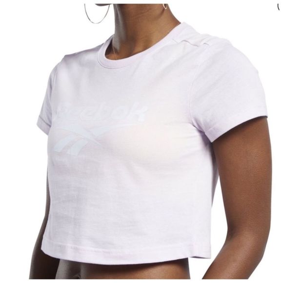 Reebok Tops - 3 for $25 Nwt Reebok Pink Activewear crop top tee size medium